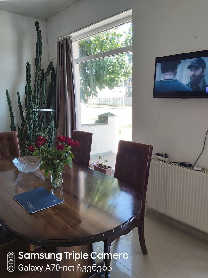 Martvili Newhotel Εξωτερικό φωτογραφία
